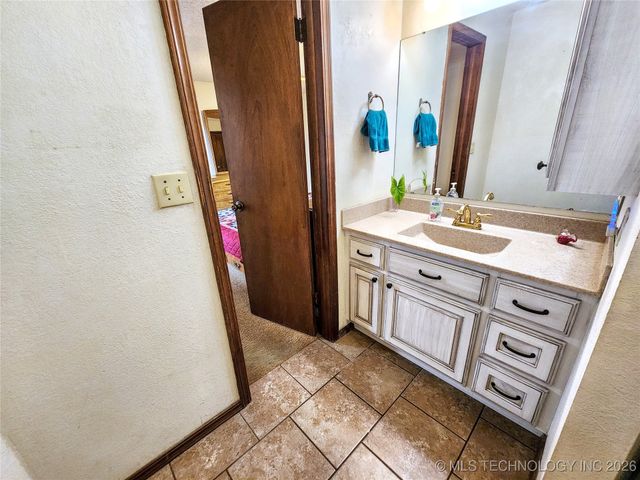 606 Jeffery Street, Tahlequah, OK 74464