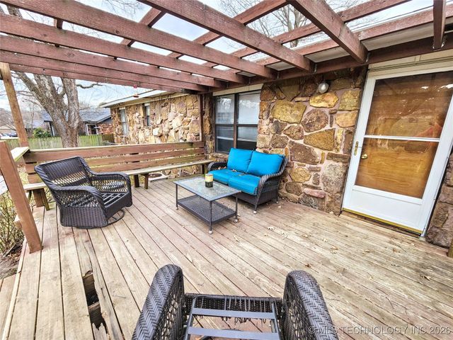 606 Jeffery Street, Tahlequah, OK 74464