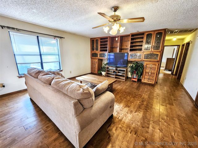 606 Jeffery Street, Tahlequah, OK 74464