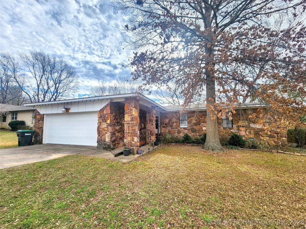 606 Jeffery Street, Tahlequah, OK 74464