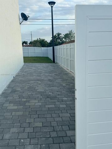 12760 SW 215th Terrace, Miami, FL 33177