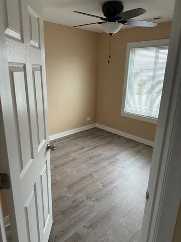 2528 Eldorado Lane, Naperville, IL 60564