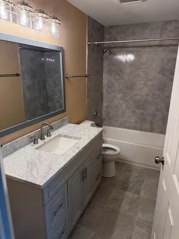 2528 Eldorado Lane, Naperville, IL 60564