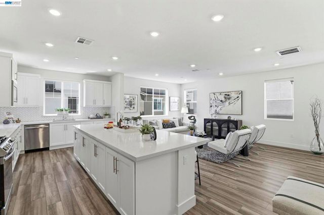 37183 Sand Bar Pl, Newark, CA 94560