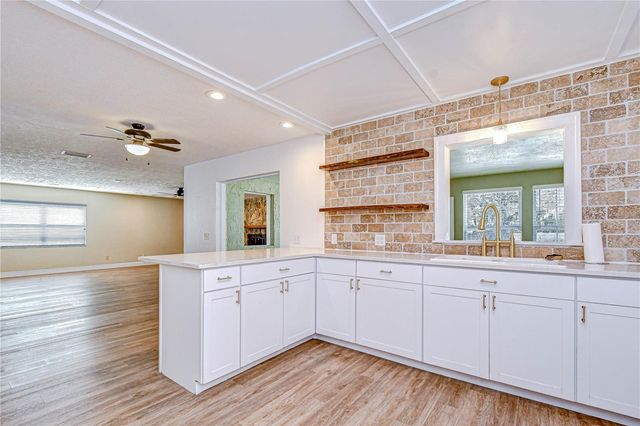 2524 VICTARRA CIRCLE, Lutz, FL 33559