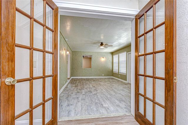 2524 VICTARRA CIRCLE, Lutz, FL 33559