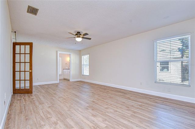 2524 VICTARRA CIRCLE, Lutz, FL 33559