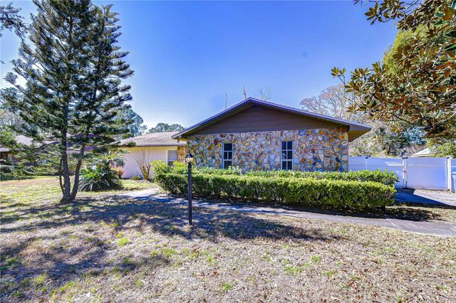 2524 VICTARRA CIRCLE, Lutz, FL 33559