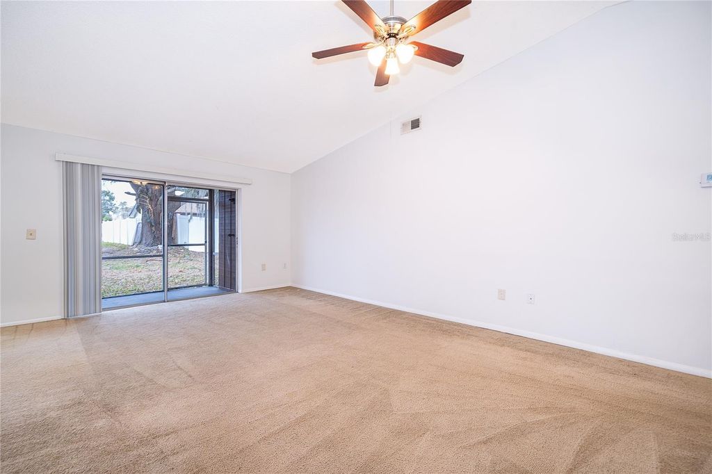 Image 9 of property listing at 7876 GUARDSMEN STREET, Orlando, FL 32822