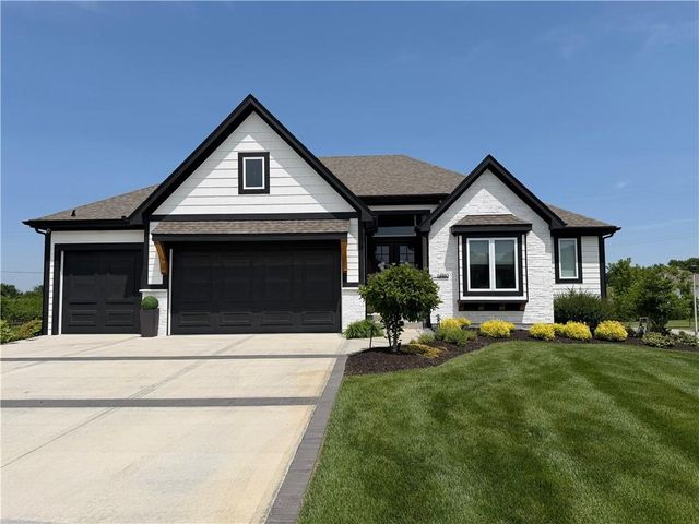 14510 S Parkhill Street, Olathe, KS 66062