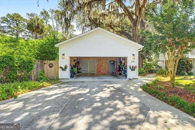 210 Battery Way, Savannah, GA 31410