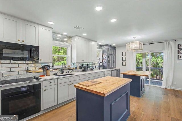 210 Battery Way, Savannah, GA 31410