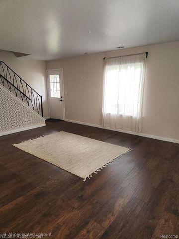 38263 Greenwood Street 19, Westland, MI 48185