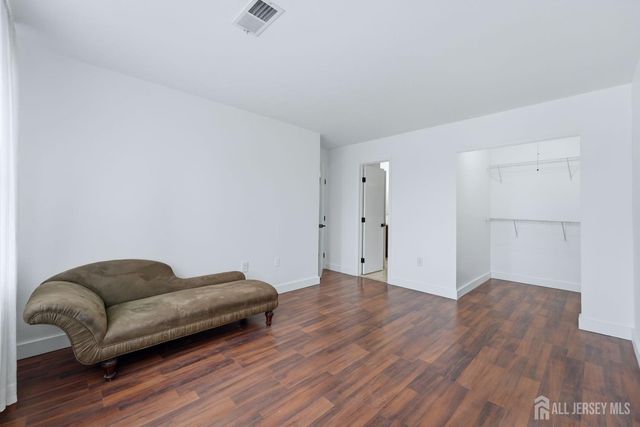 320 Edpas Road, New Brunswick, NJ 08901