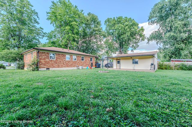 5004 Fury Way, Louisville, KY 40258