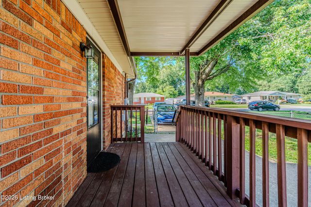 5004 Fury Way, Louisville, KY 40258
