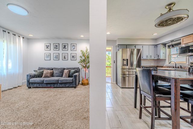 5004 Fury Way, Louisville, KY 40258