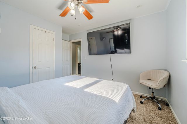 5004 Fury Way, Louisville, KY 40258