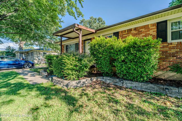 5004 Fury Way, Louisville, KY 40258
