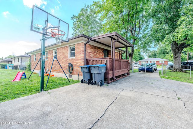 5004 Fury Way, Louisville, KY 40258