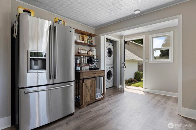 706 Harrison Street, Sumner, WA 98390