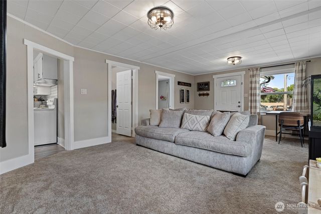 706 Harrison Street, Sumner, WA 98390