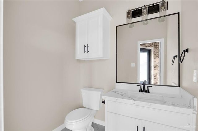 4306 Vida Santa, Weslaco, TX 78596