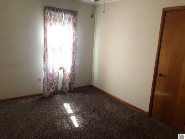 82 Hopewell Road, Kuttawa, KY 42055