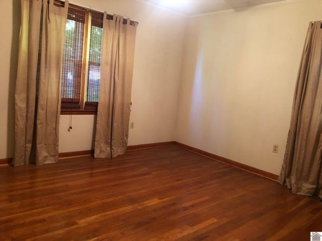 82 Hopewell Road, Kuttawa, KY 42055
