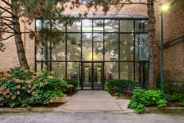 2100 N Racine Avenue 1A, Chicago, IL 60614
