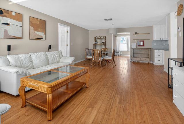 262 Rosario St, St Augustine, FL 32086