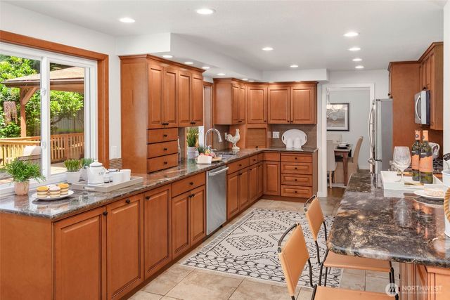 14043 177th Avenue SE, Renton, WA 98059