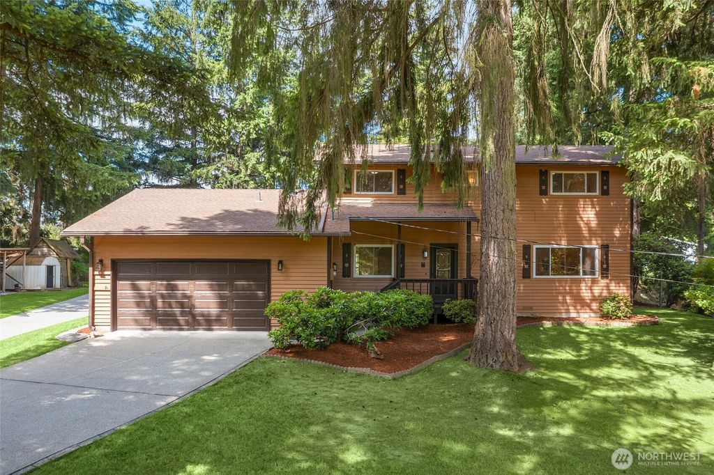 14043 177th Avenue SE, Renton, WA 98059