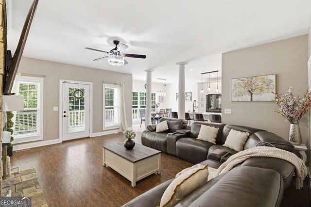 306 Oak Ridge Drive, Maysville, GA 30558
