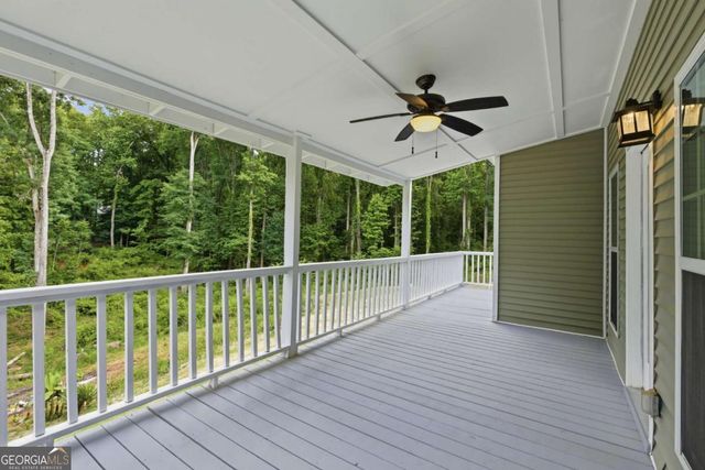 306 Oak Ridge Drive, Maysville, GA 30558