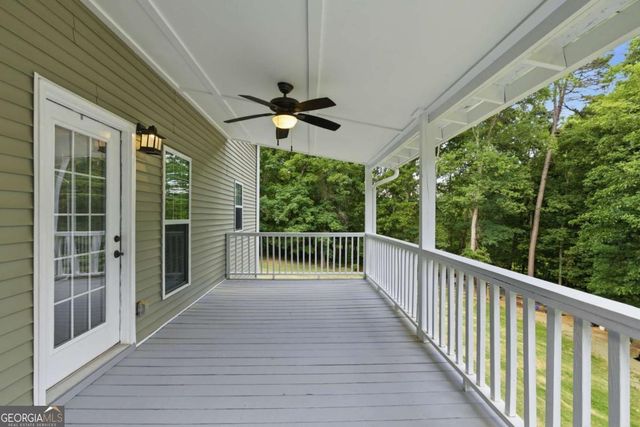 306 Oak Ridge Drive, Maysville, GA 30558