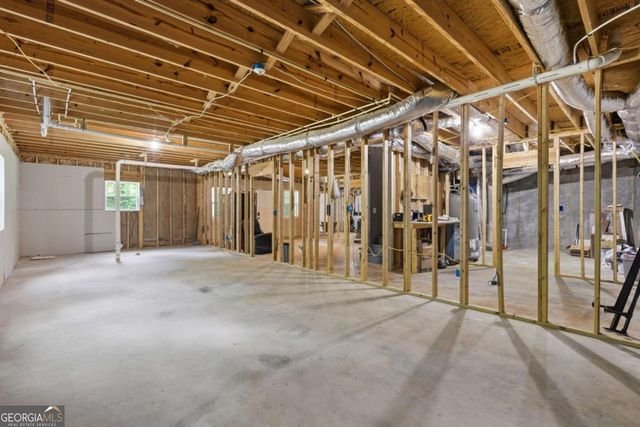 306 Oak Ridge Drive, Maysville, GA 30558