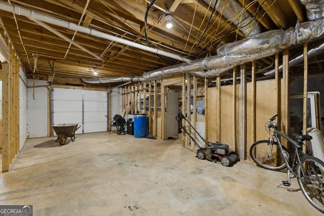 306 Oak Ridge Drive, Maysville, GA 30558