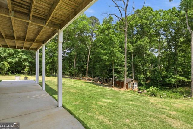 306 Oak Ridge Drive, Maysville, GA 30558