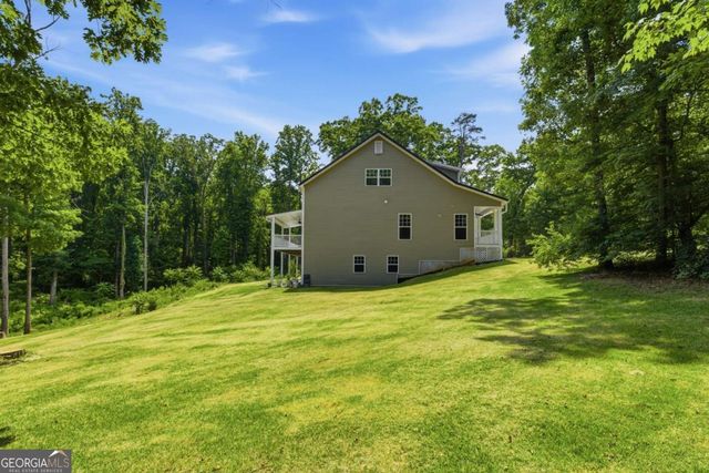 306 Oak Ridge Drive, Maysville, GA 30558