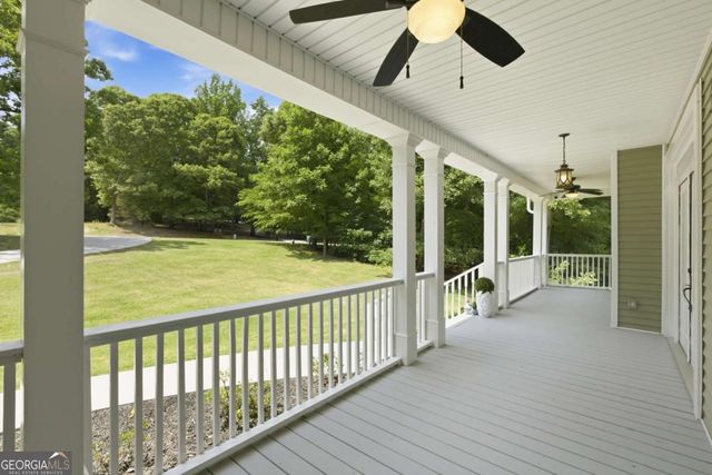 306 Oak Ridge Drive, Maysville, GA 30558