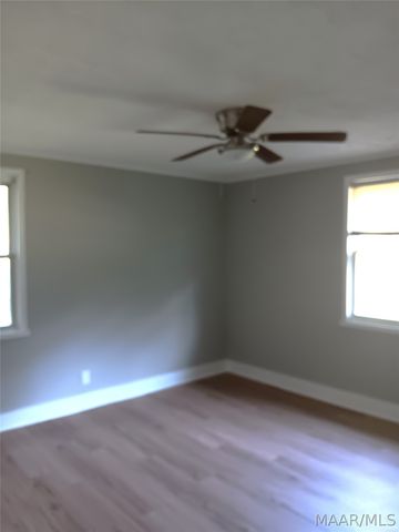 1910 GIBSON Street, Montgomery, AL 36110