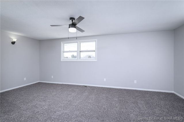 950 Whelan Lane, Jeffersonville, IN 47130