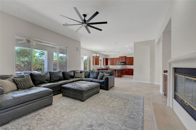 7103 April Wind Avenue, Las Vegas, NV 89131