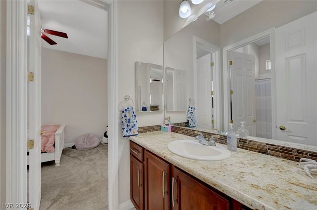 7103 April Wind Avenue, Las Vegas, NV 89131
