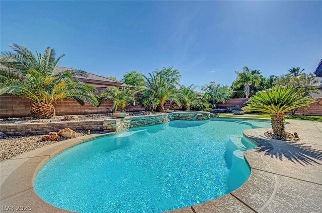 7103 April Wind Avenue, Las Vegas, NV 89131