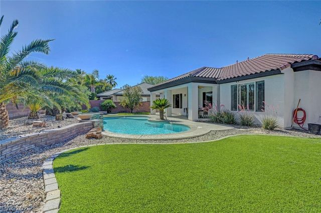 7103 April Wind Avenue, Las Vegas, NV 89131