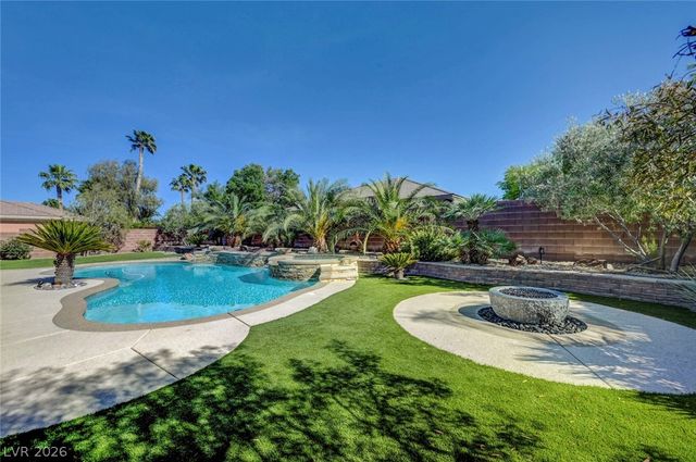7103 April Wind Avenue, Las Vegas, NV 89131