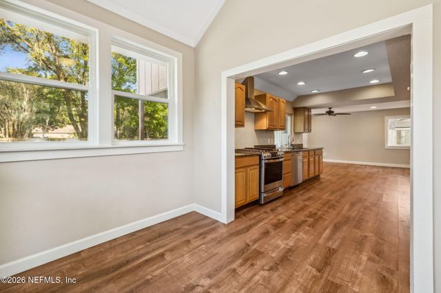 4425 BEACON Drive W, Jacksonville, FL 32225