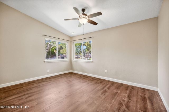 4425 BEACON Drive W, Jacksonville, FL 32225